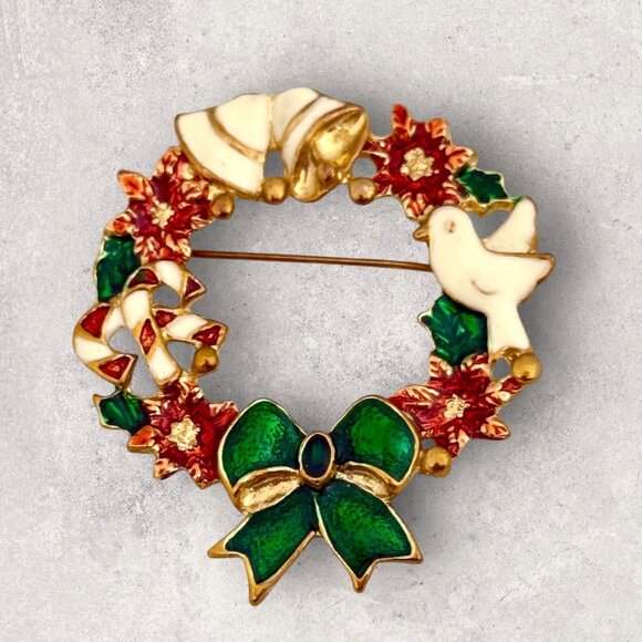 Vintage Enameled Christmas Wreath Brooch/Pin - Picture 1 of 5
